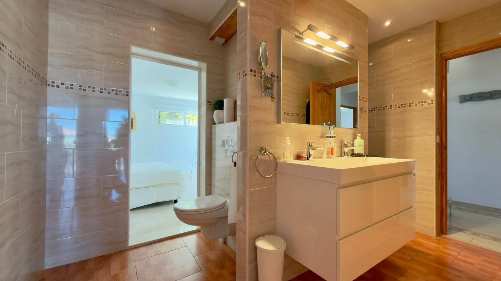 4 bedroom Villa for sale in La Nucia with pool garage - € 525,000 (Ref: 9945719)