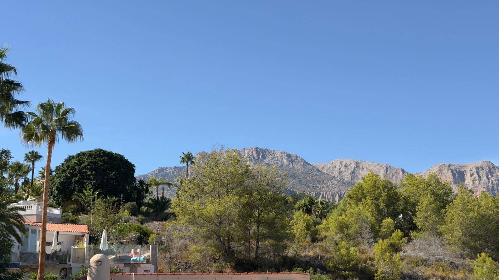 4 bedroom Villa for sale in La Nucia with pool garage - € 525,000 (Ref: 9945719)
