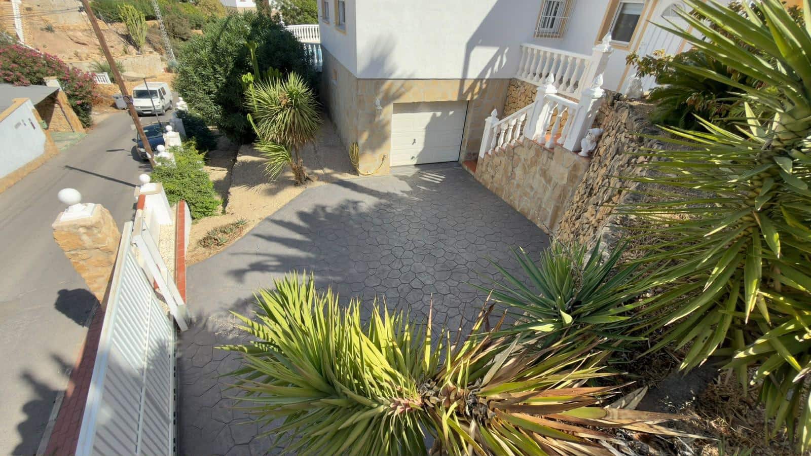 4 bedroom Villa for sale in La Nucia with pool garage - € 525,000 (Ref: 9945719)