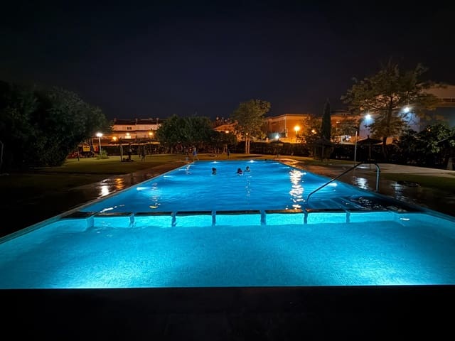 3 soverom Leilighet til salgs i Playa de San Juan, Alicante by med svømmebasseng garasje - € 495 000 (Ref: 9945720)