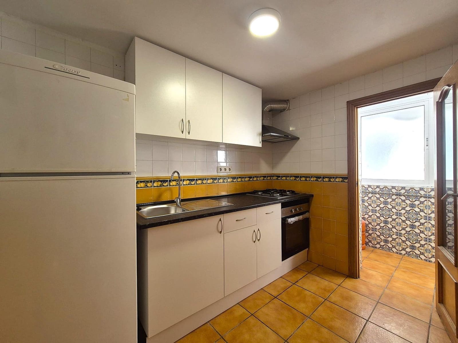 Apartamento de 2 habitaciones en Alicante / Alacant ciudad en venta - 105.000 € (Ref: 9947913)