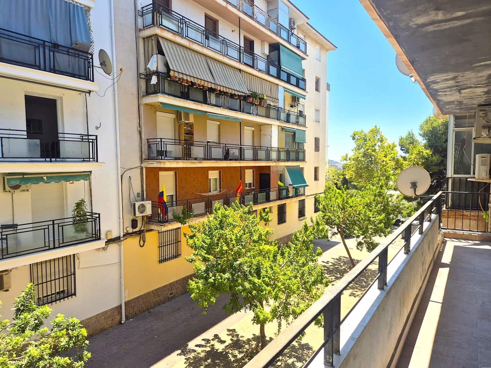 Apartamento de 2 habitaciones en Alicante / Alacant ciudad en venta - 105.000 € (Ref: 9947913)