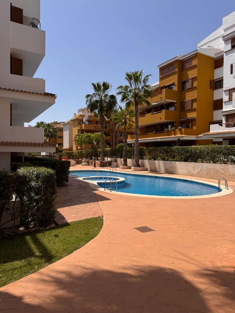 2 chambre Appartement à vendre à Punta Prima avec piscine - 280 000 € (Ref: 9947915)