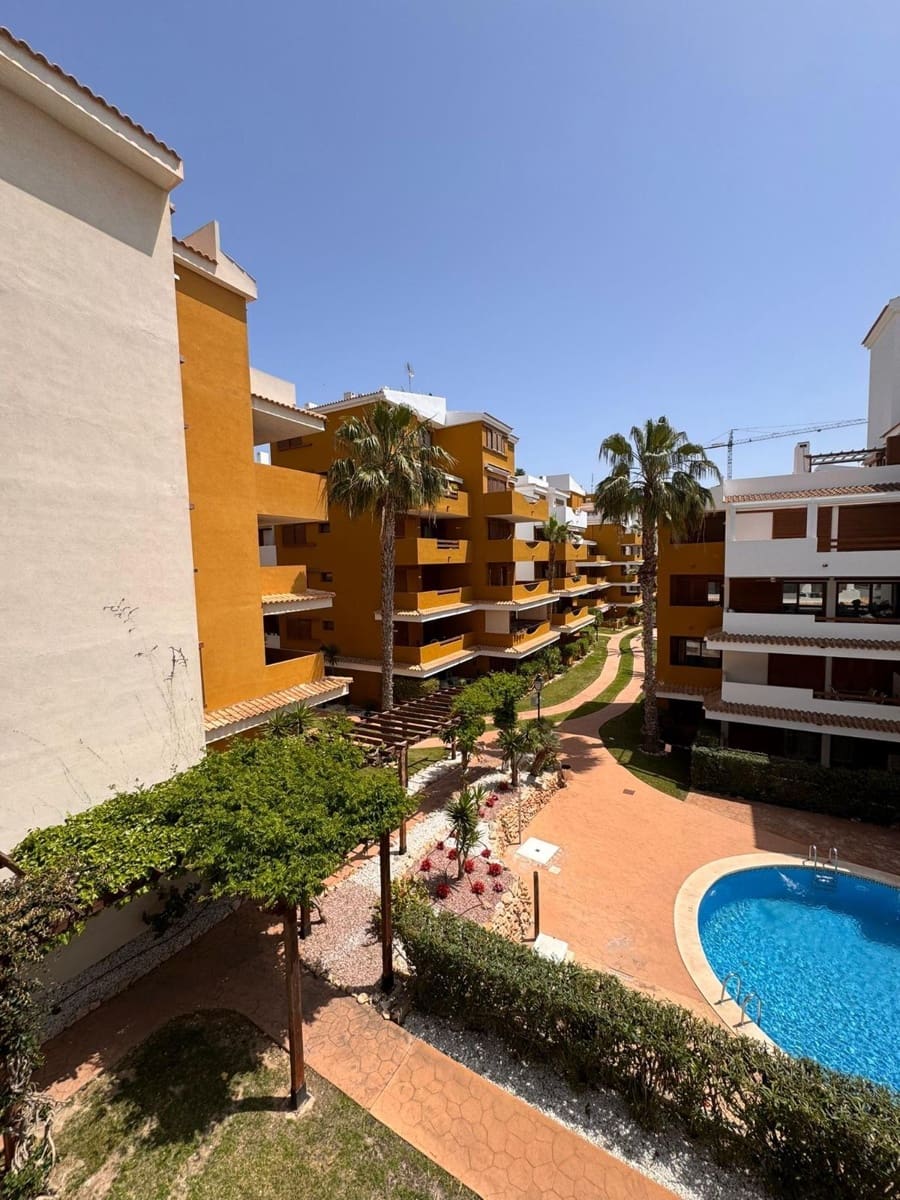 2 chambre Appartement à vendre à Punta Prima avec piscine - 280 000 € (Ref: 9947915)