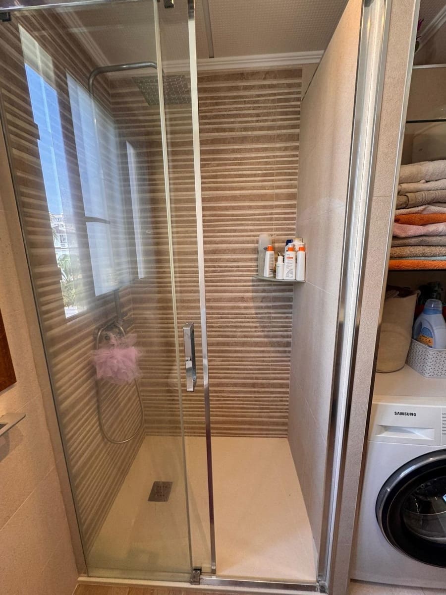 2 chambre Appartement à vendre à Punta Prima avec piscine - 280 000 € (Ref: 9947915)