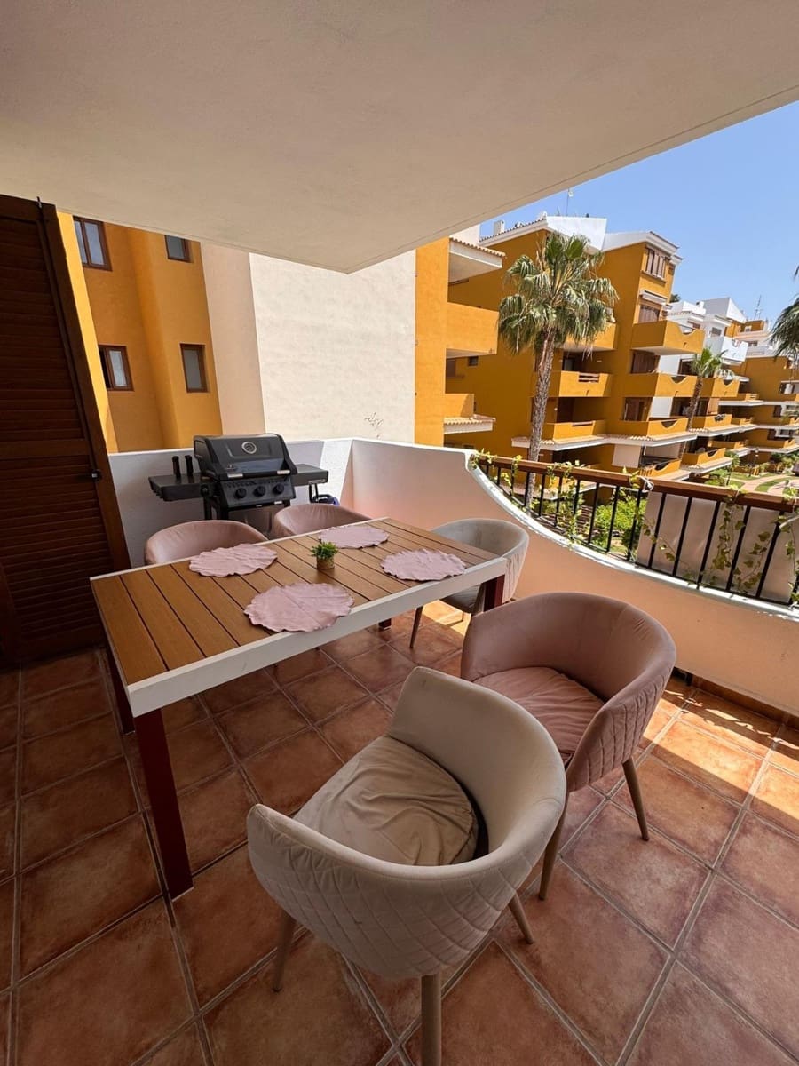 2 chambre Appartement à vendre à Punta Prima avec piscine - 280 000 € (Ref: 9947915)