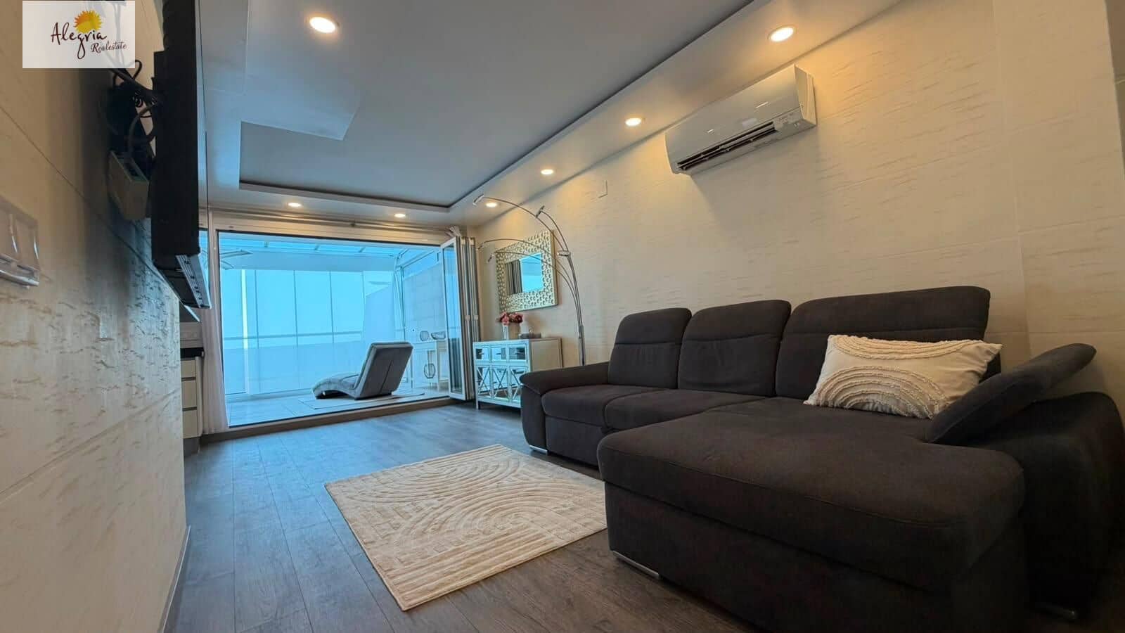 2 quarto Apartamento para venda em Oropesa  com piscina - 350 000 € (Ref: 9947916)