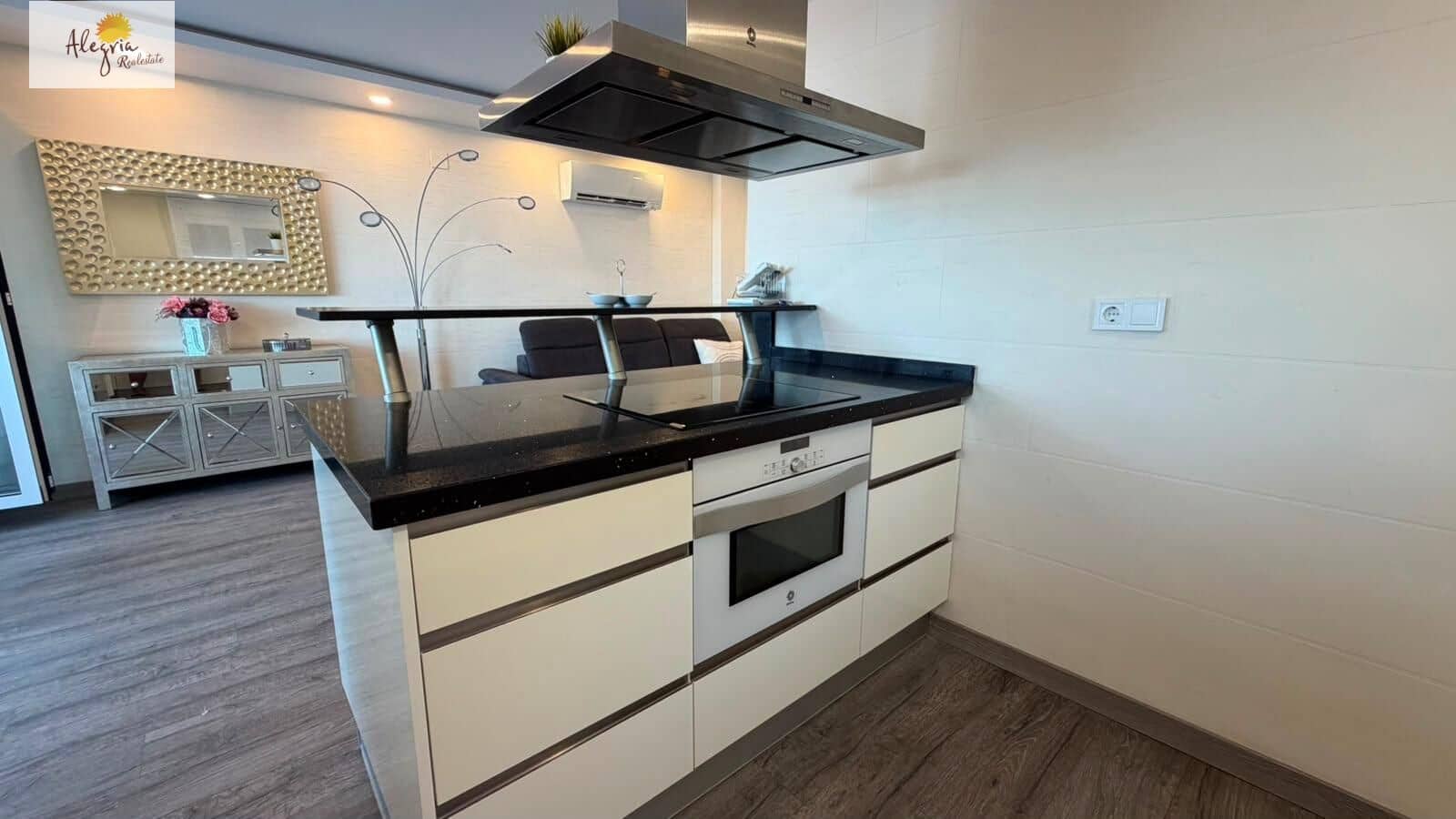2 quarto Apartamento para venda em Oropesa  com piscina - 350 000 € (Ref: 9947916)