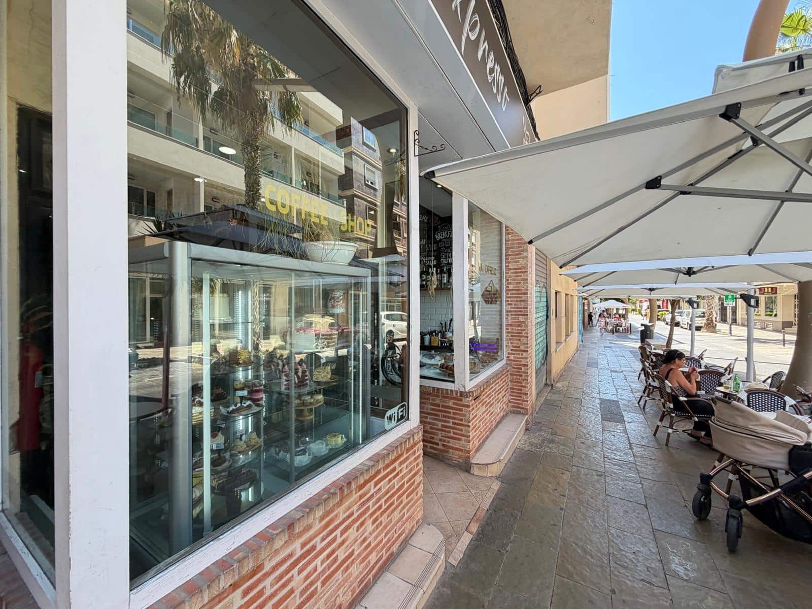 Commercieel te koop in Torrevieja - € 150.000 (Ref: 9949801)