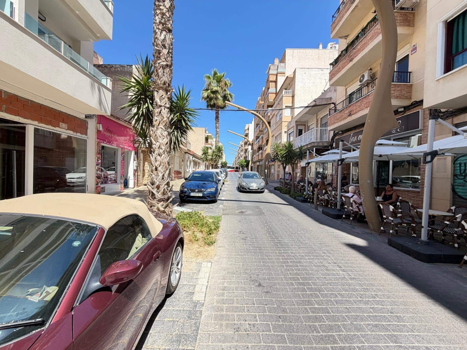 Commercieel te koop in Torrevieja - € 150.000 (Ref: 9949801)