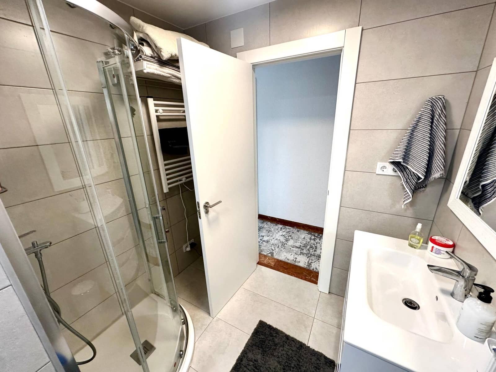 4 Zimmer Apartment zu verkaufen in Alicante / Alacant Stadt - 368.000 € (Ref: 9949802)