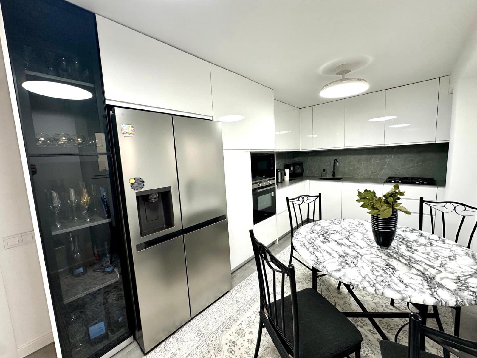 4 Zimmer Apartment zu verkaufen in Alicante / Alacant Stadt - 368.000 € (Ref: 9949802)