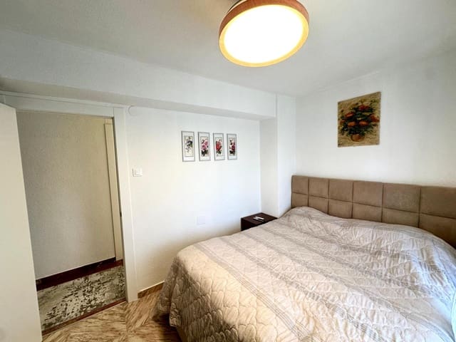 4 Zimmer Apartment zu verkaufen in Alicante / Alacant Stadt - 368.000 € (Ref: 9949802)