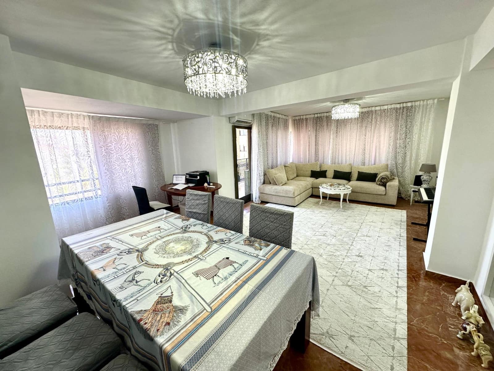 4 Zimmer Apartment zu verkaufen in Alicante / Alacant Stadt - 368.000 € (Ref: 9949802)