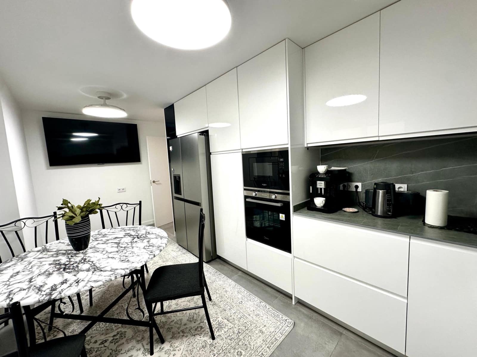 4 Zimmer Apartment zu verkaufen in Alicante / Alacant Stadt - 368.000 € (Ref: 9949802)