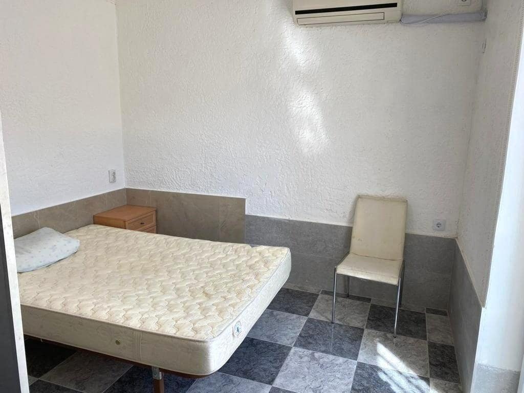 2 soveværelse Lejlighed til salg i Alicante by - € 125.000 (Ref: 9949804)