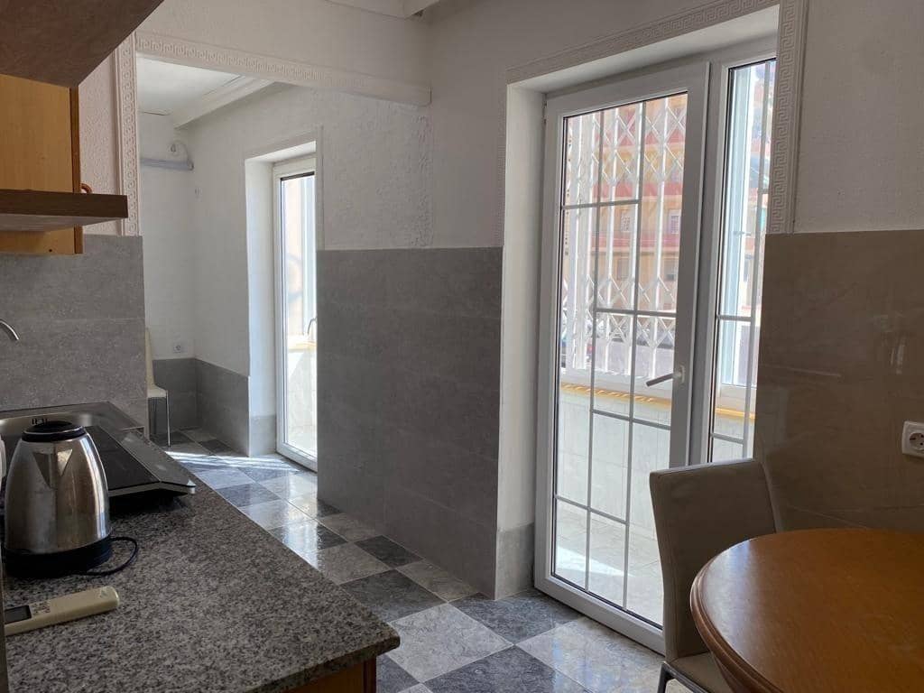 2 soveværelse Lejlighed til salg i Alicante by - € 125.000 (Ref: 9949804)