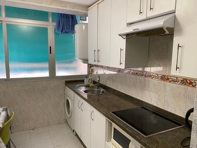 2 bedroom Apartment for sale in Alicante / Alacant city - € 125,000 (Ref: 9949804)