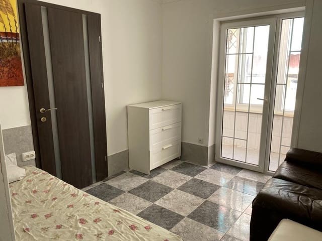 2 bedroom Apartment for sale in Alicante / Alacant city - € 125,000 (Ref: 9949804)