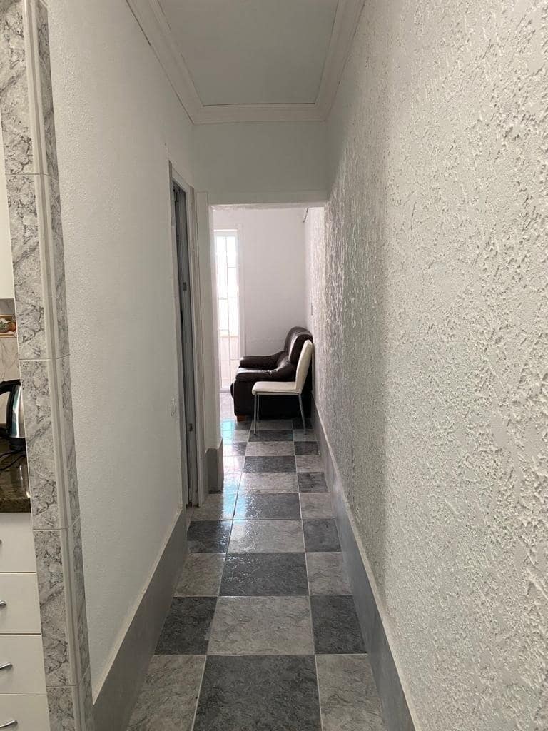 2 soveværelse Lejlighed til salg i Alicante by - € 125.000 (Ref: 9949804)
