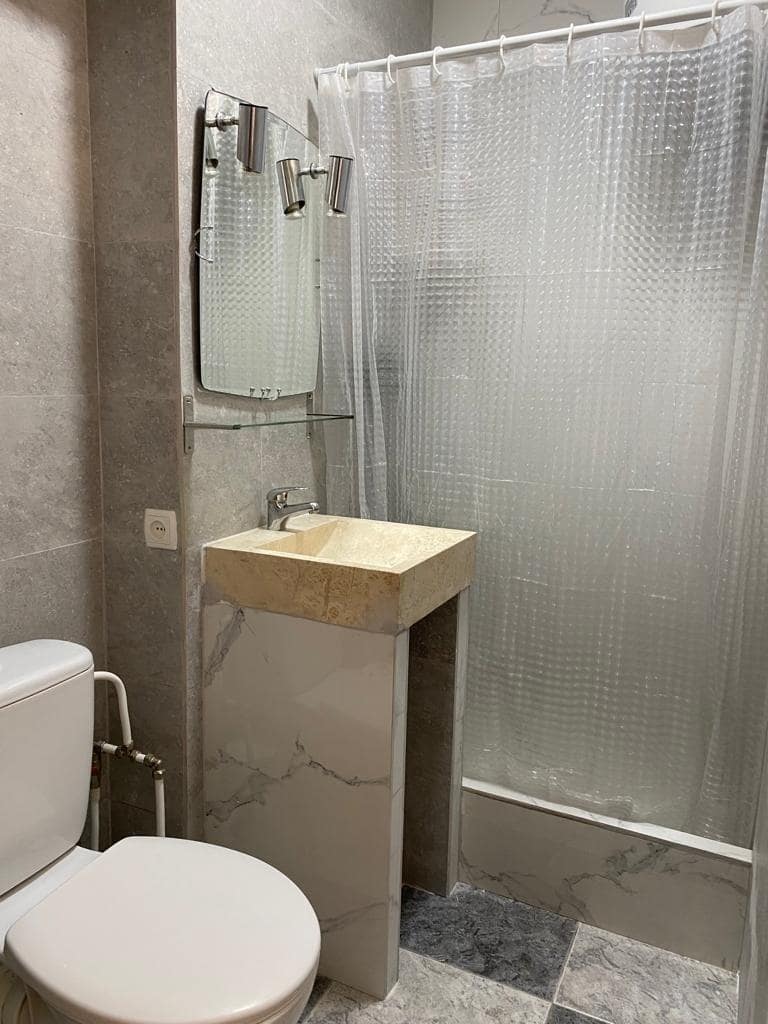 2 soveværelse Lejlighed til salg i Alicante by - € 125.000 (Ref: 9949804)