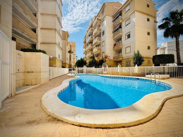 2 makuuhuone Huoneisto myytävänä paikassa Playa del Cura, Torrevieja mukana uima-altaan - 139 900 € (Ref: 9957985)