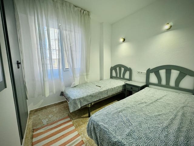 2 makuuhuone Huoneisto myytävänä paikassa Playa del Cura, Torrevieja mukana uima-altaan - 139 900 € (Ref: 9957985)