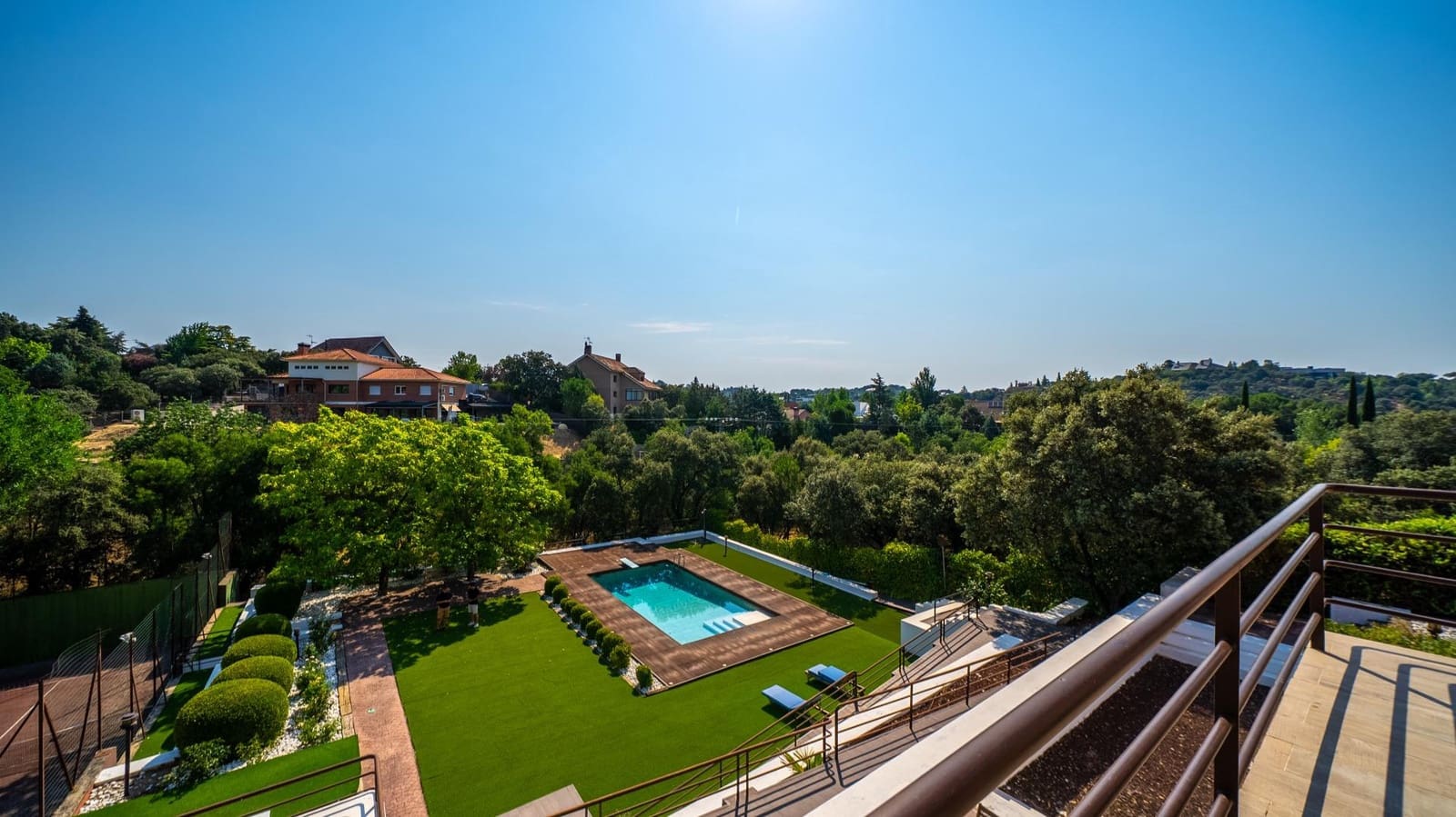 8 sypialnia Willa na sprzedaż w Las Rozas de Madrid z basenem garażem - 1 890 000 € (Ref: 9959790)
