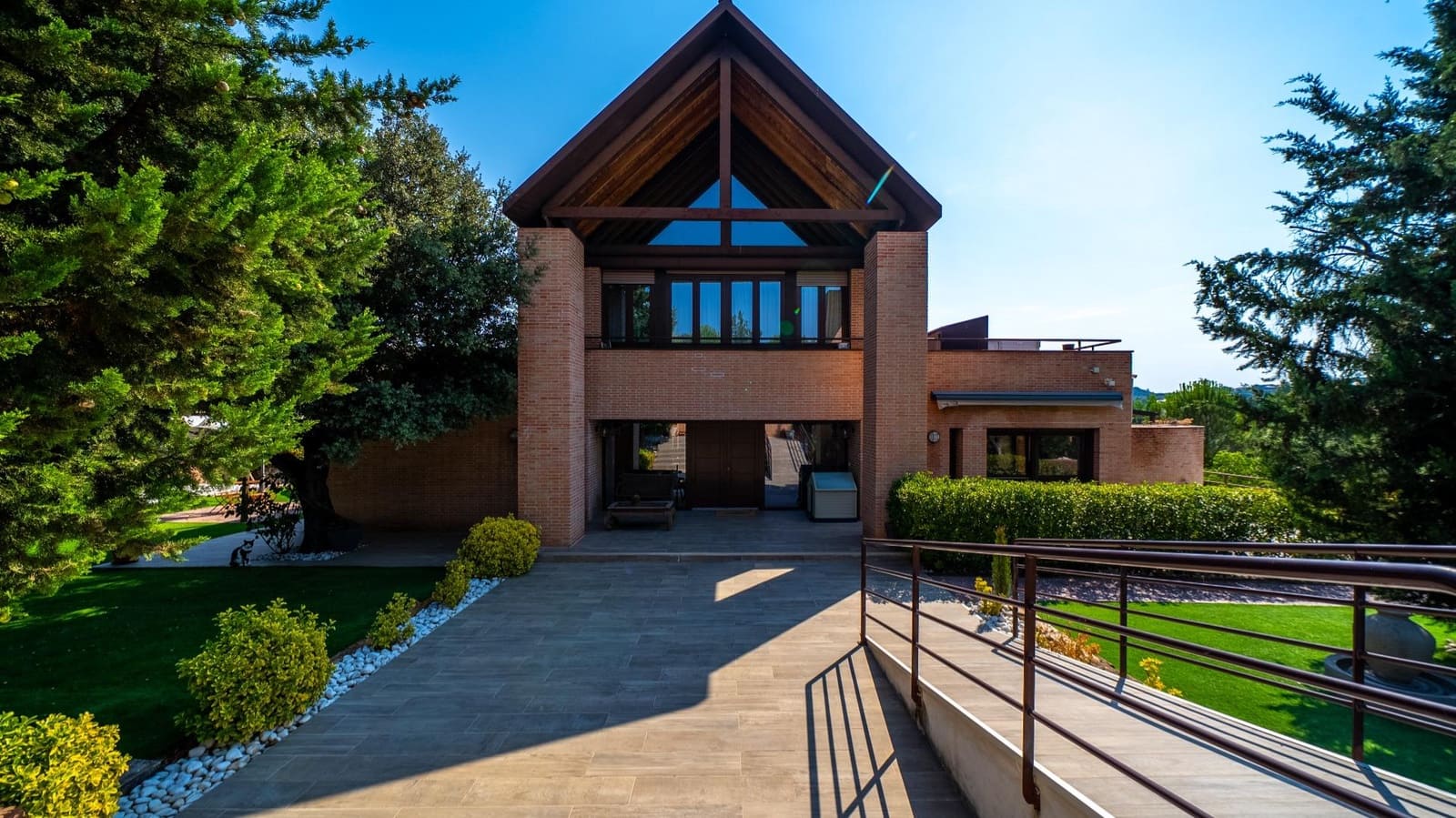 8 sypialnia Willa na sprzedaż w Las Rozas de Madrid z basenem garażem - 1 890 000 € (Ref: 9959790)
