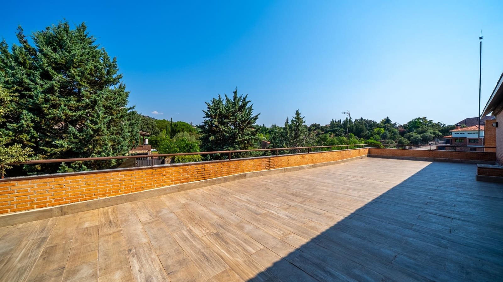 8 sypialnia Willa na sprzedaż w Las Rozas de Madrid z basenem garażem - 1 890 000 € (Ref: 9959790)