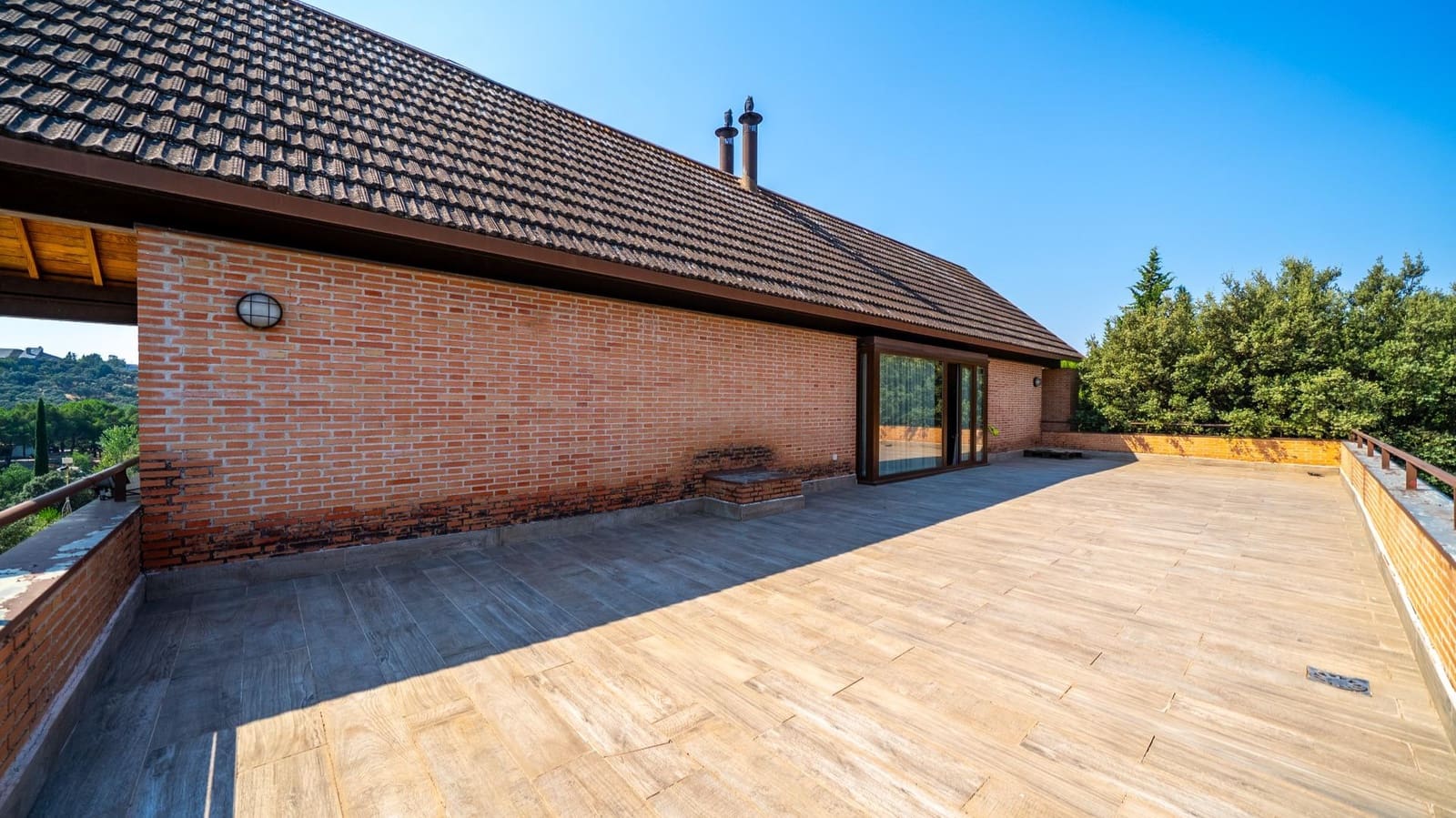 8 sypialnia Willa na sprzedaż w Las Rozas de Madrid z basenem garażem - 1 890 000 € (Ref: 9959790)