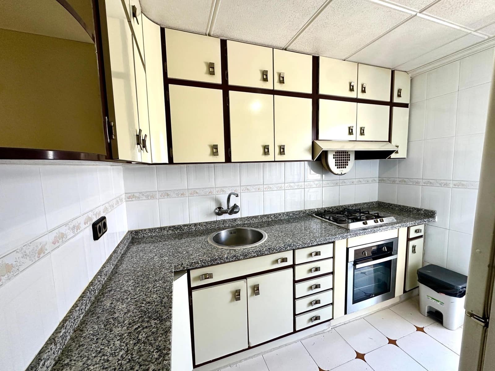 3 camera da letto Appartamento in vendita in Alicante citta - 115.000 € (Rif: 9962708)
