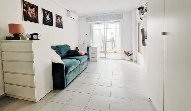1 quarto Estúdio para venda em El Chaparral - La Siesta - La Torreta, Torrevieja - 69 900 € (Ref: 9962710)