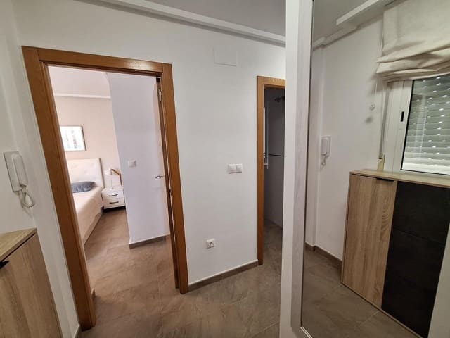 2 soveværelse Lejlighed til salg i Centro, Torrevieja - € 187.000 (Ref: 9962712)