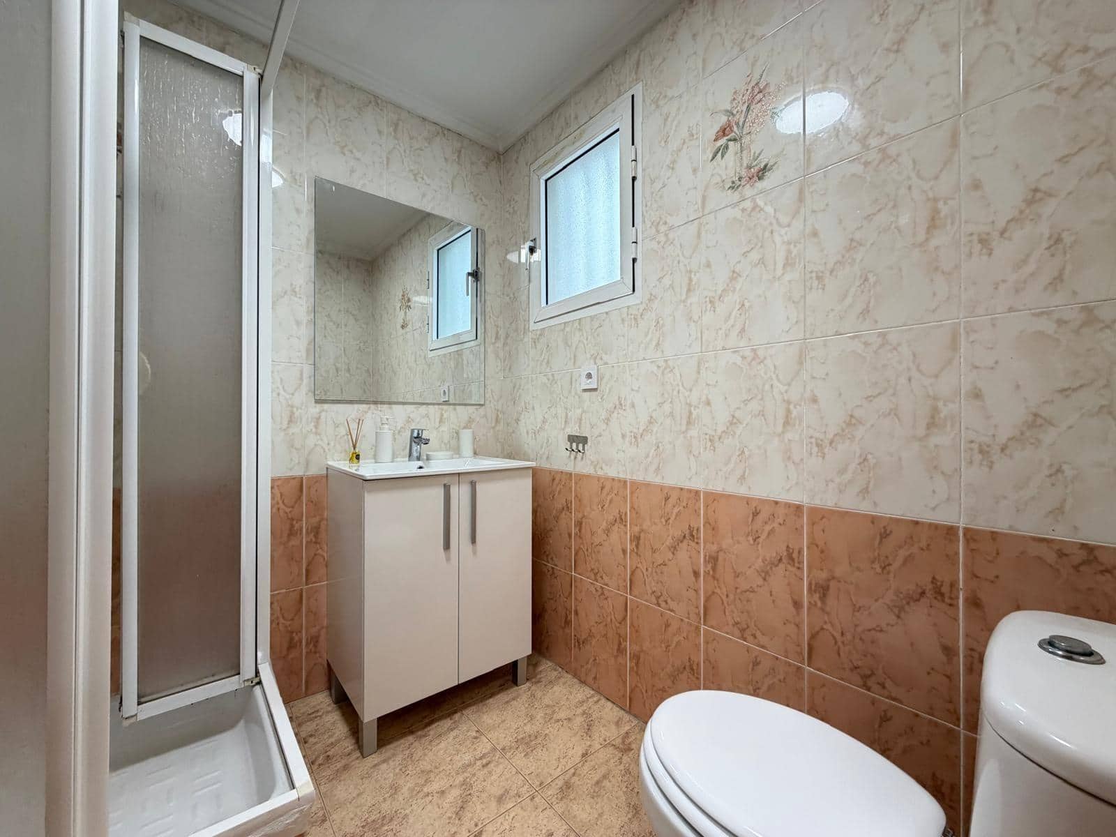 Monolocale in vendita in Torrevieja - 99.900 € (Rif: 9965290)