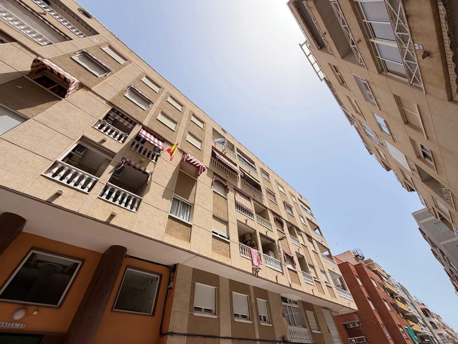 Monolocale in vendita in Torrevieja - 99.900 € (Rif: 9965290)