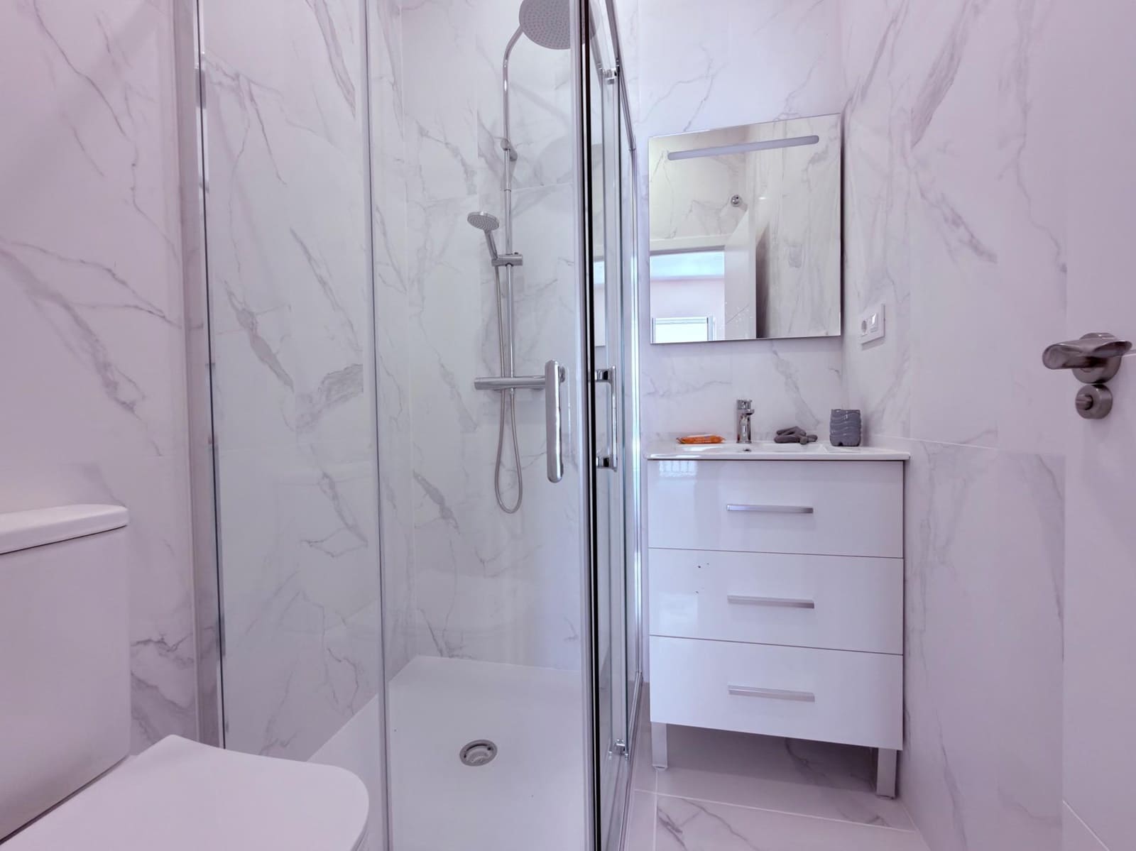 10 sypialnia Apartament na sprzedaż w Miasto Alicante / Alacant - 1 050 000 € (Ref: 9965293)