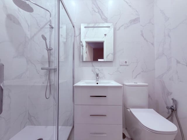 10 sypialnia Apartament na sprzedaż w Carolinas Bajas, Miasto Alicante / Alacant - 1 050 000 € (Ref: 9965293)