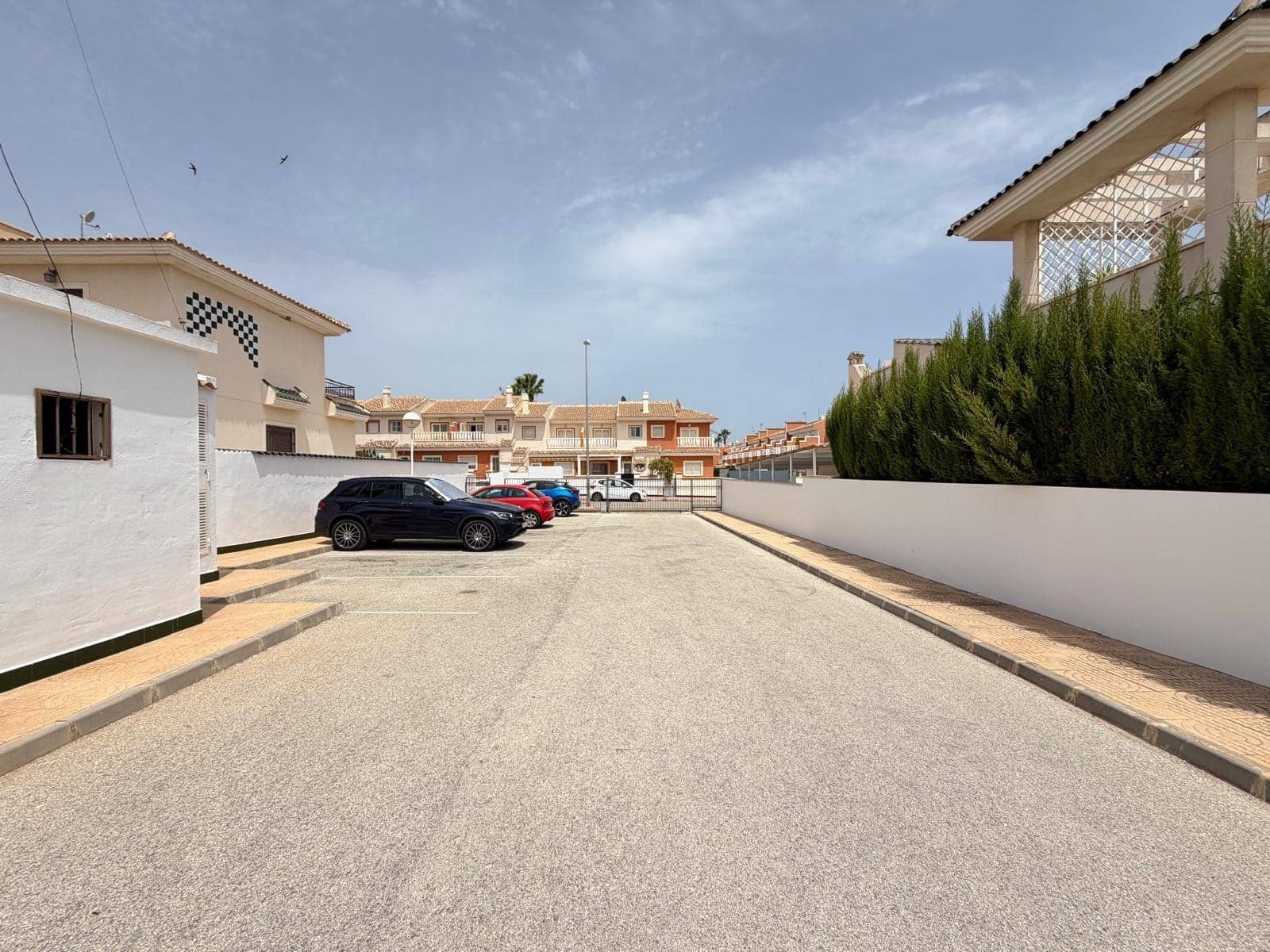 2 soveværelse Rækkehus til salg i Rojales med swimmingpool - € 189.000 (Ref: 9970611)