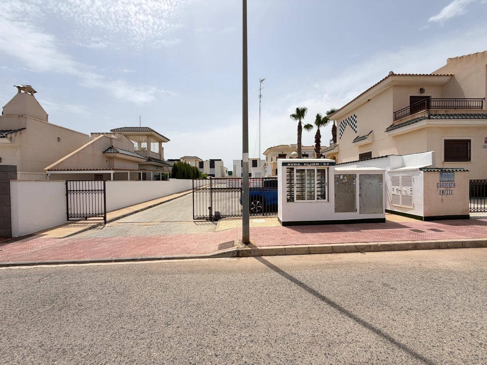 2 soveværelse Rækkehus til salg i Rojales med swimmingpool - € 189.000 (Ref: 9970611)