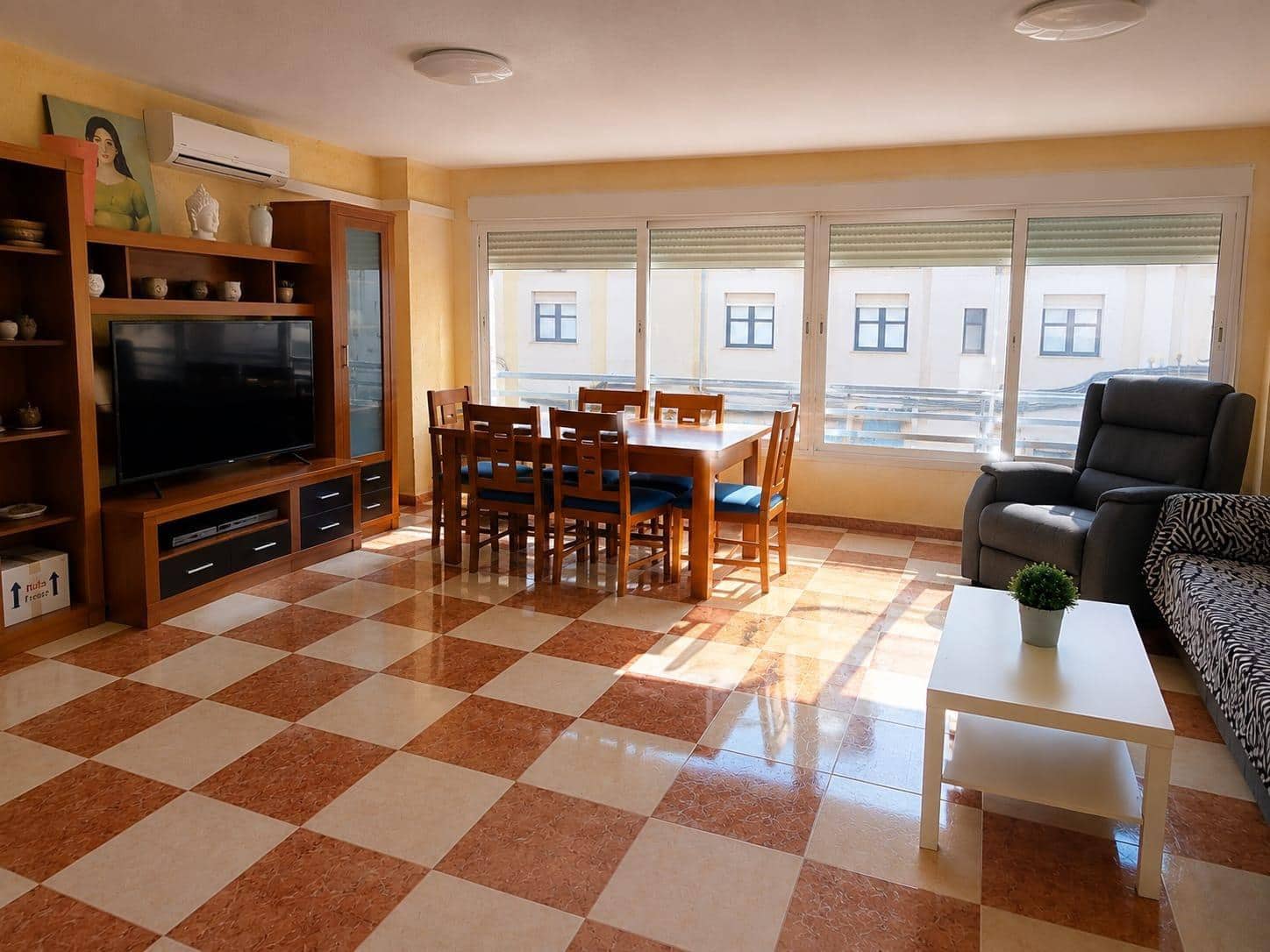4 soveværelse Lejlighed til salg i Alicante by - € 285.000 (Ref: 9973322)