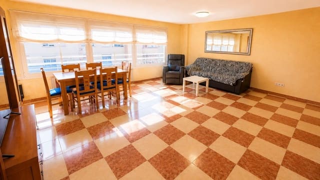 4 soveværelse Lejlighed til salg i Carolinas Bajas, Alicante by - € 285.000 (Ref: 9973322)