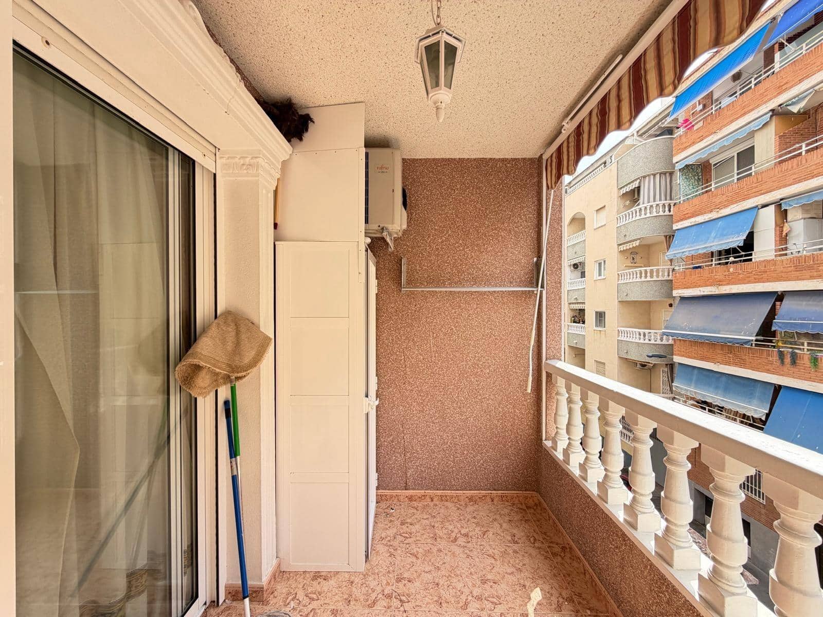 3 Zimmer Apartment zu verkaufen in Torrevieja - 179.900 € (Ref: 9975445)