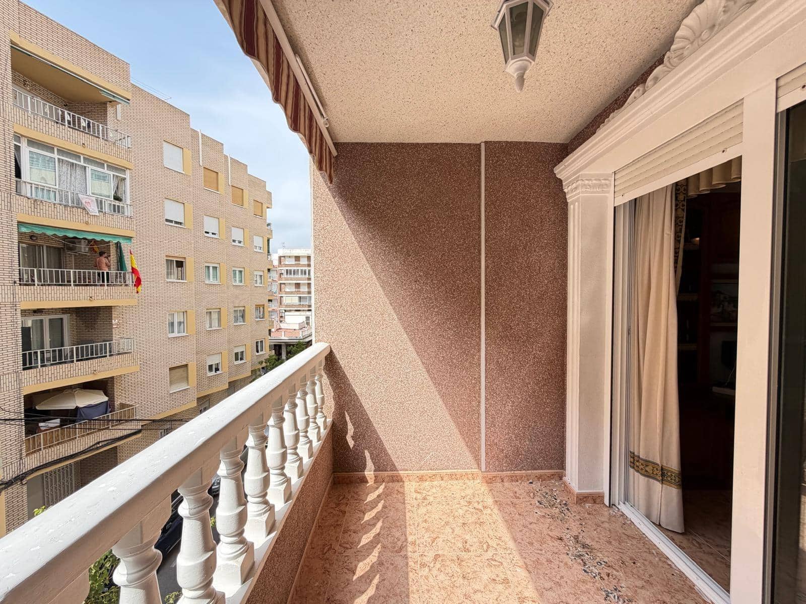 3 Zimmer Apartment zu verkaufen in Torrevieja - 179.900 € (Ref: 9975445)
