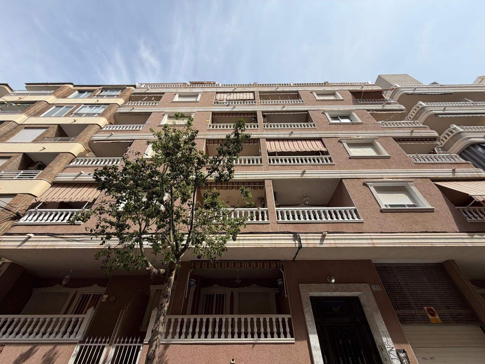 3 Zimmer Apartment zu verkaufen in Torrevieja - 179.900 € (Ref: 9975445)