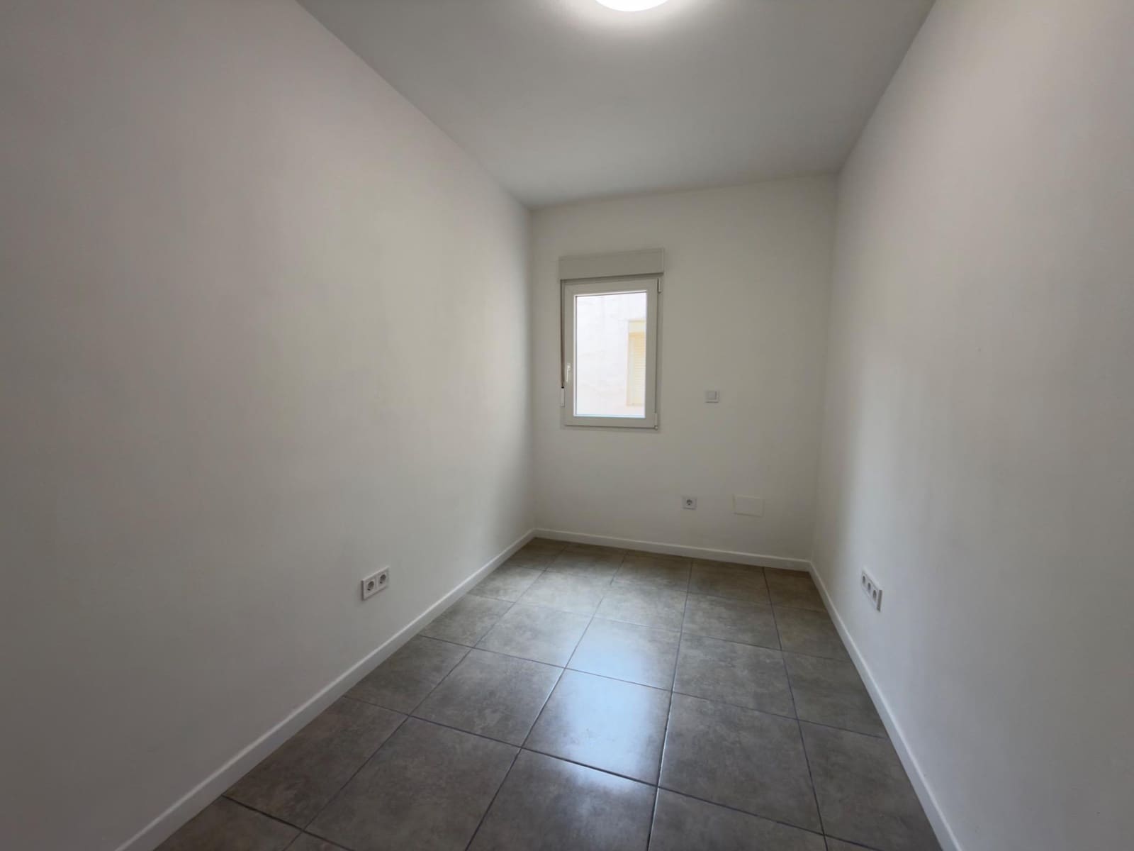 3 soverom Leilighet til salgs i Alicante by - € 79 000 (Ref: 9977318)