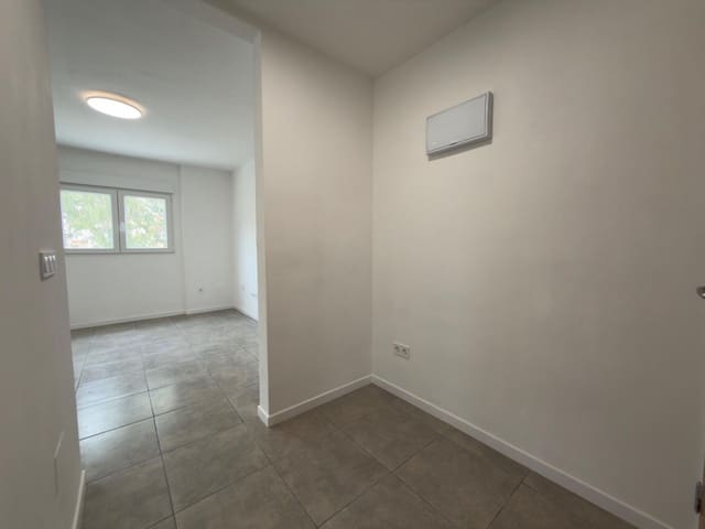 3 soverom Leilighet til salgs i Juan XXIII, Alicante by - € 79 000 (Ref: 9977318)
