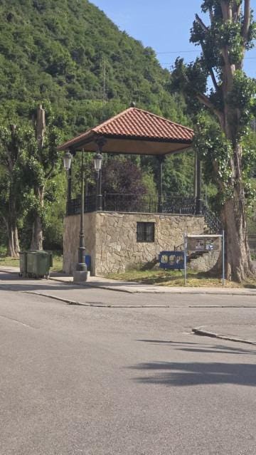 3 soveværelse Lejlighed til salg i Oviedo - € 72.000 (Ref: 9978890)