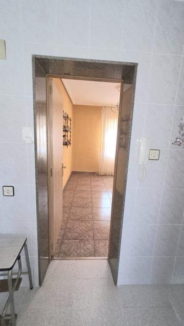 3 soveværelse Lejlighed til salg i Oviedo - € 72.000 (Ref: 9978890)
