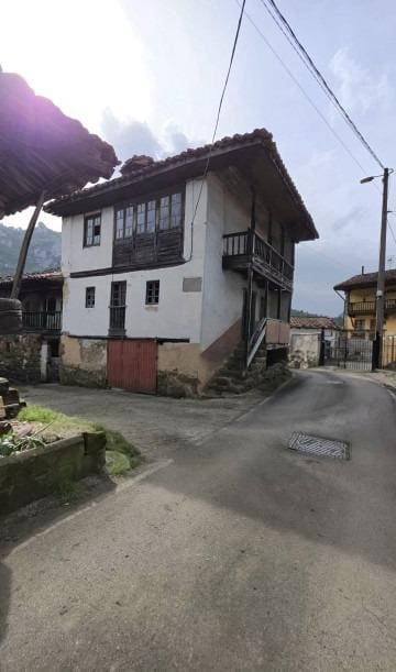2 bedroom Finca/Country House for sale in Quiros - € 28,000 (Ref: 9978891)